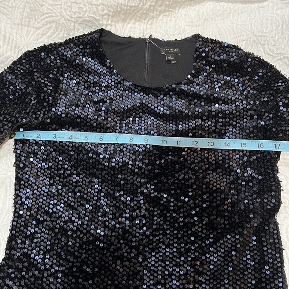 Ann Taylor Matching Sequin Set new with tags 🏷 - Picture 3 of 10